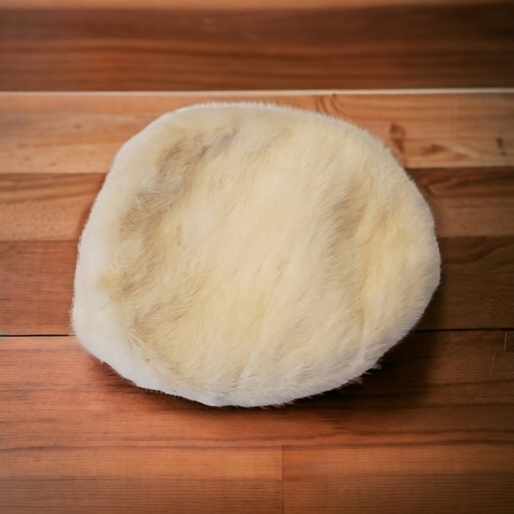 Genuine White  Fur Hat - Picture 1 of 6